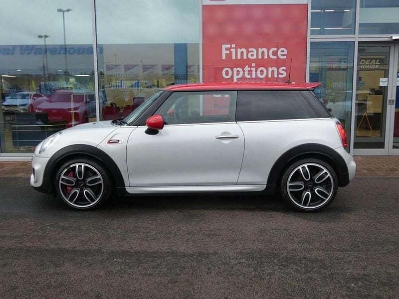 Used Mini John Cooper Works Hatch 228 HP (167 kW) 2018 Silver Hatchback