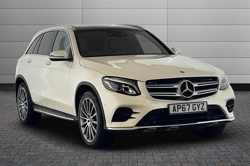 Diamond white Used 2018 Mercedes GLC220 AMG Line Premium Estate | £20,295 (Fair price) - Image 1/4