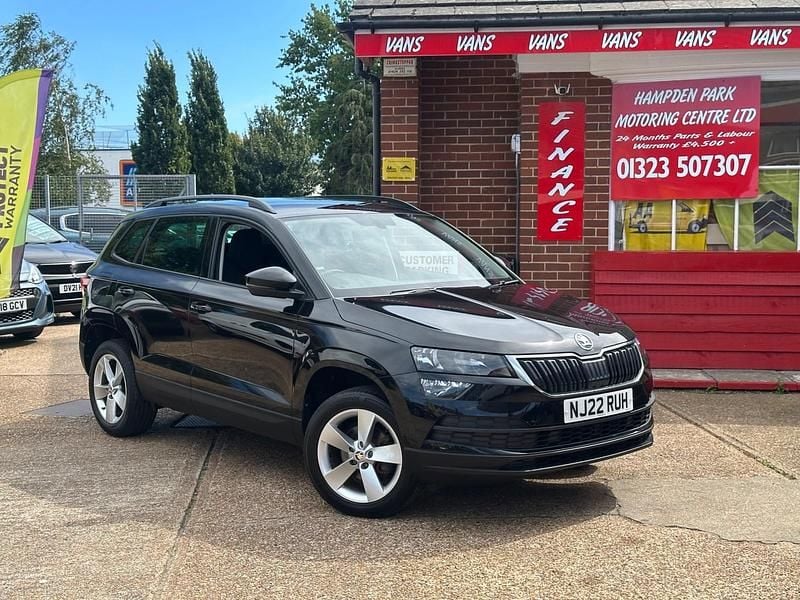 Black magic Used 2022 Skoda Karoq SE SUV | £15,870 (A bit pricey) - Image 1/4