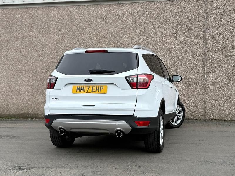 Used Ford Kuga Titanium 120 HP (88 kW) 2017 White SUV