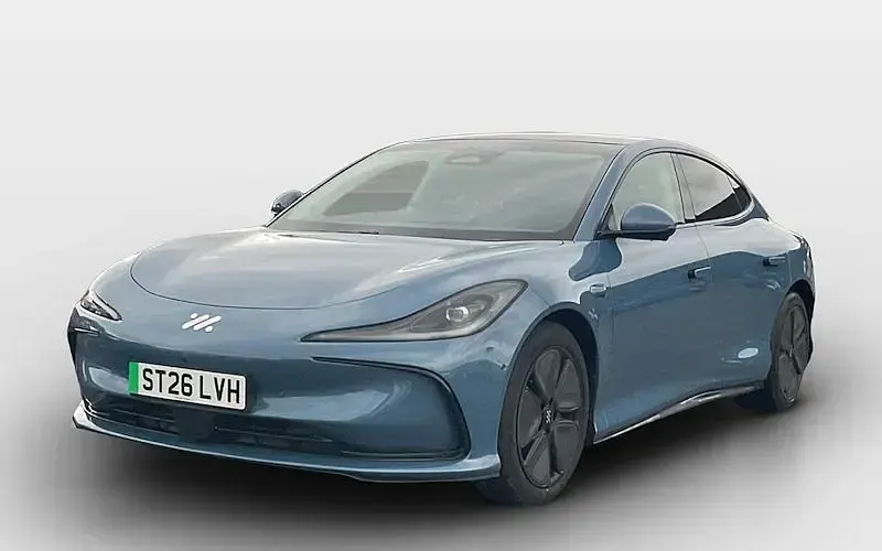 Used MG IM5 216 kW (295 HP) 2026 Blue Hatchback