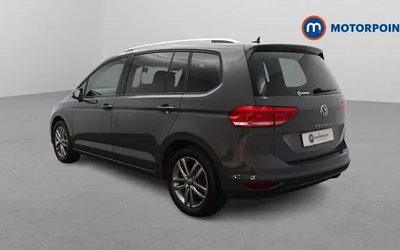 Used VW Touran Match 150 HP (110 kW) 2025 Grey MPV