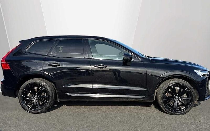Used Volvo XC60 Plus 250 HP (183 kW) 2025 SUV