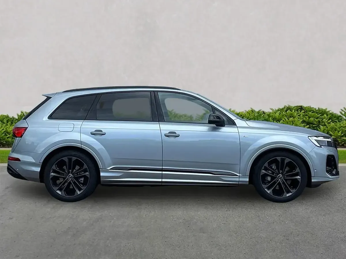 Used Audi Q7 Black Edition 2026 Silver SUV