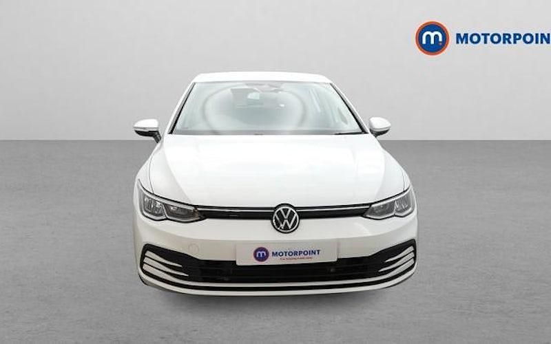 Used VW Golf VIII Life 131 HP (96 kW) 2024 Hatchback