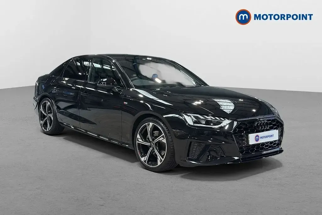 Usado Audi A4 Black Edition 150 HP (110 kW) 2024 Sedan