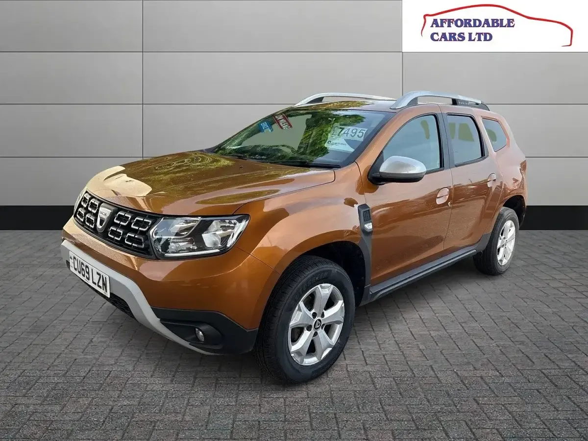 Used Dacia Duster Comfort 100 HP (73 kW) 2019 Orange SUV