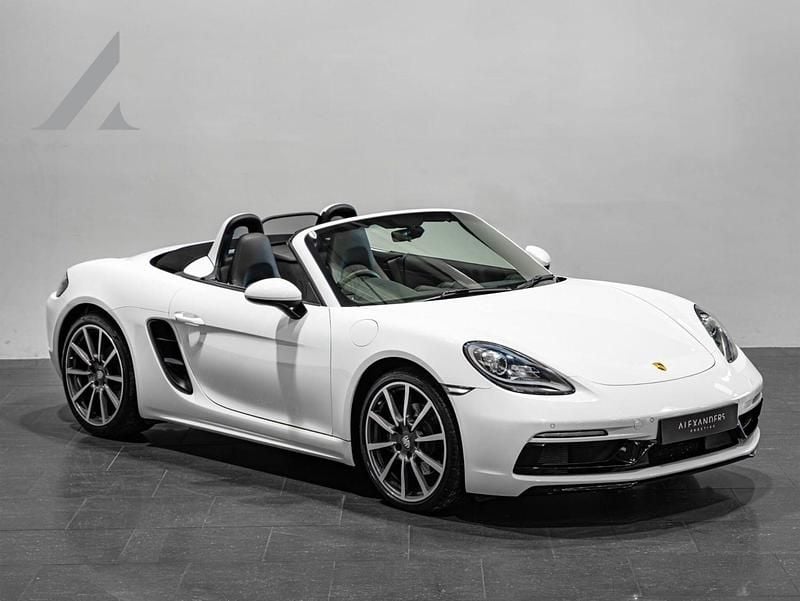 Used Porsche 718 Boxster 2018 White Cabriolet