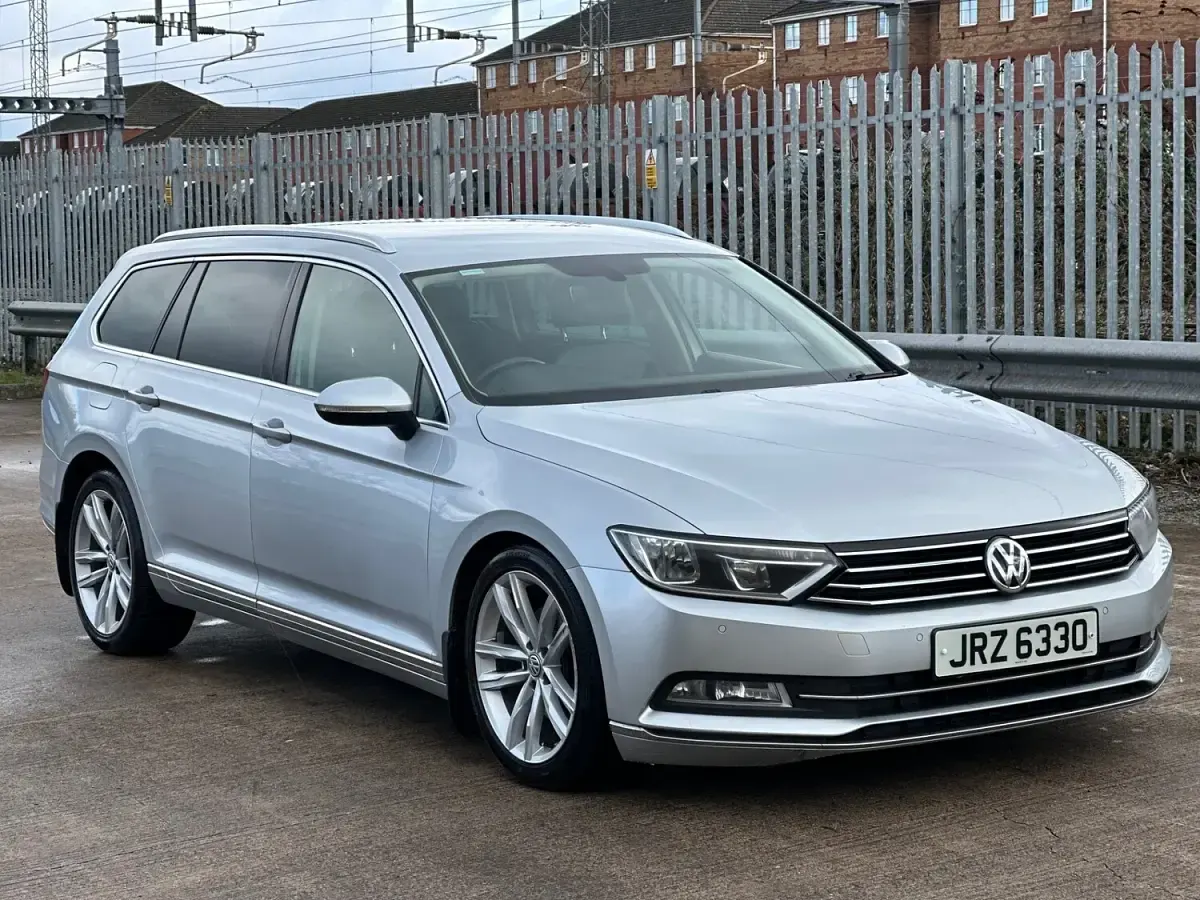 Used VW Passat GT 120 HP (88 kW) 2015 Silver Estate