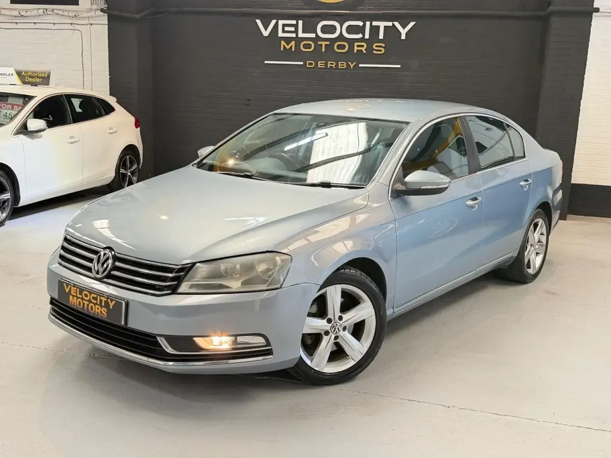 Used VW Passat SE 2011 Grey Sedan