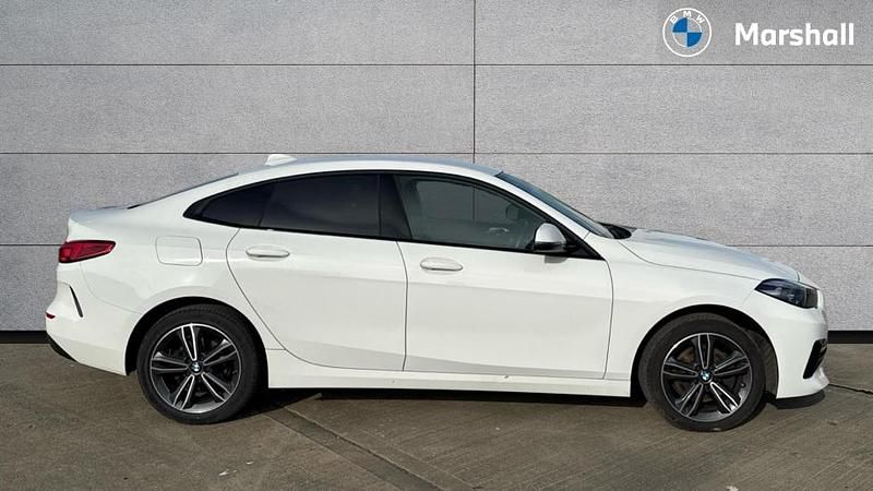 Used BMW 218 Sport Line 136 HP (100 kW) 2023 Alpine white