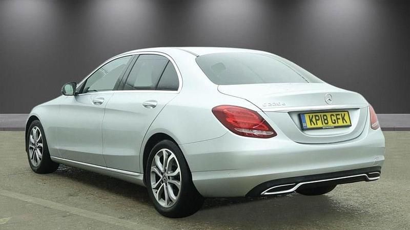 Used Mercedes C220 170 HP (125 kW) 2018 Silver Sedan