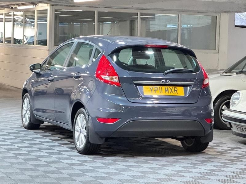 Used Ford Fiesta Zetec 2011 Grey Hatchback