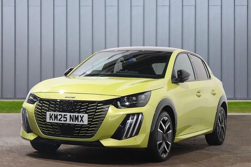 Used Peugeot 208 GT 99 HP (72 kW) 2025 Yellow Hatchback