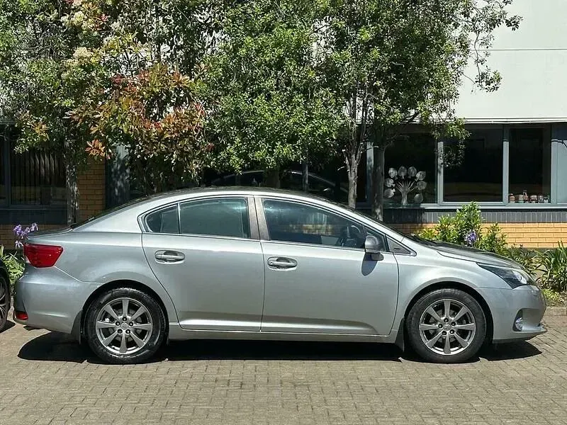 Used Toyota Avensis 2013 Grey Sedan
