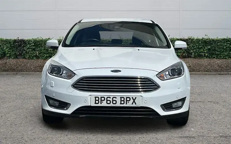 Used Ford Focus Titanium X 182 HP (133 kW) 2017 Hatchback