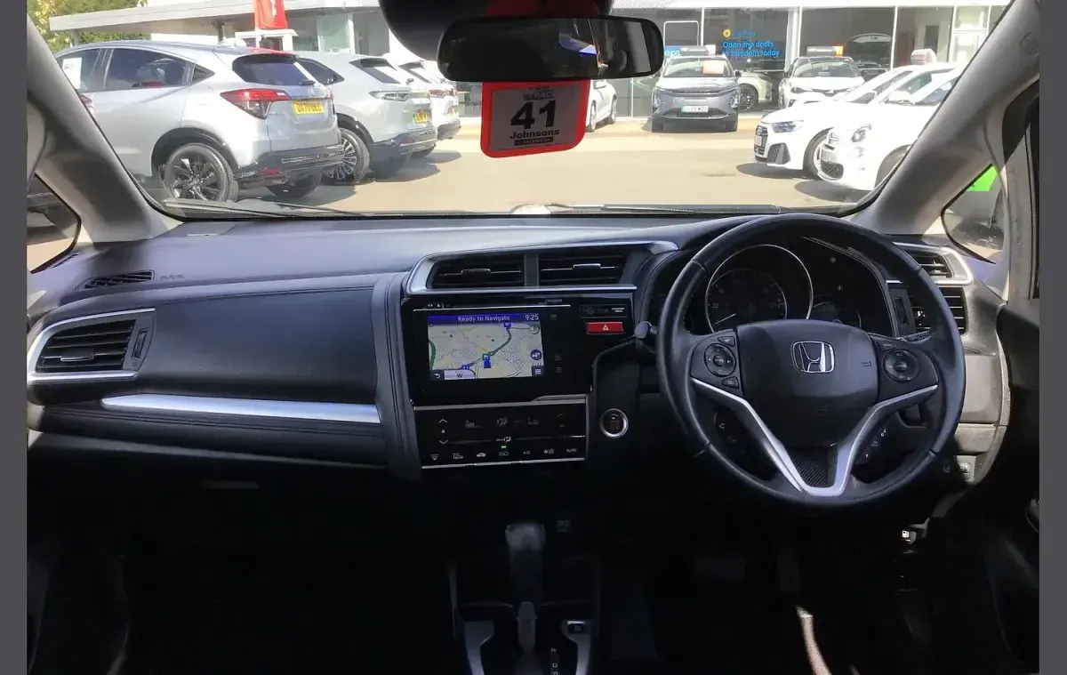 Used Honda Jazz EX 102 HP (75 kW) 2016 Black Hatchback