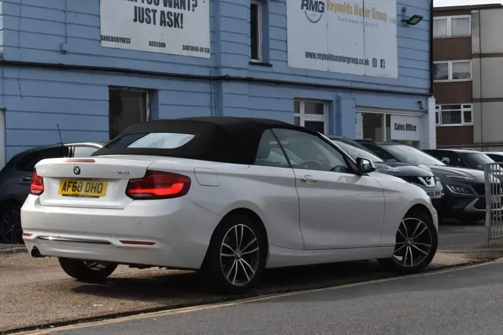 Usado BMW 218 Sport Line 136 CV (100 kW) 2018 Blanco Descapotable