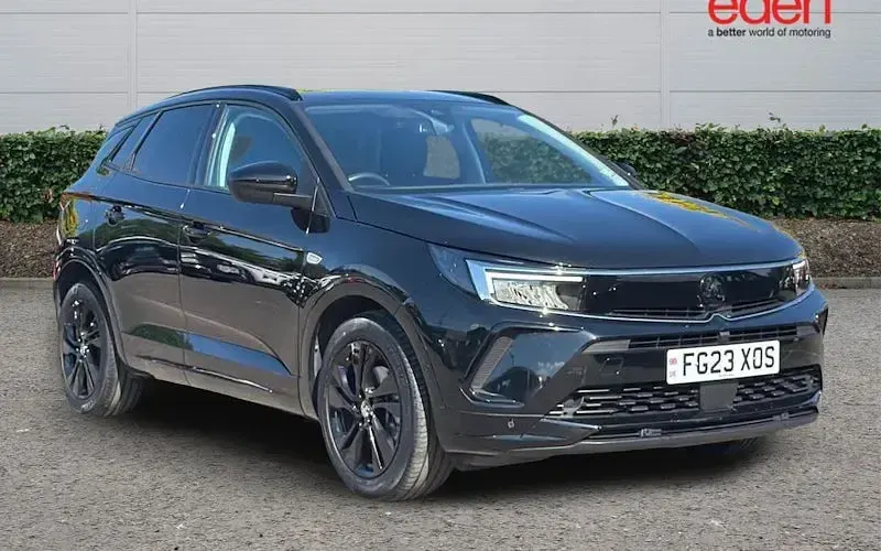 Used Vauxhall Grandland X 131 HP (96 kW) 2023 SUV