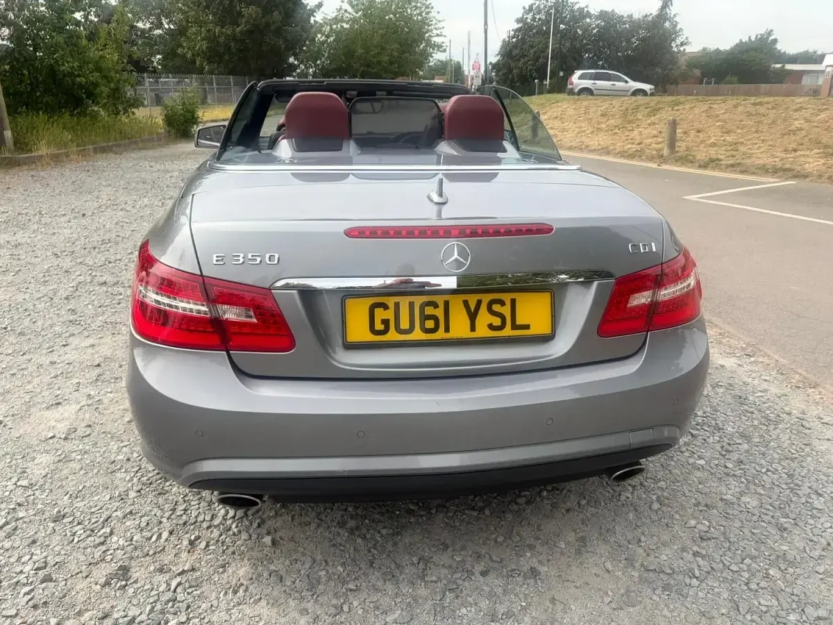 Used Mercedes E350 265 HP (194 kW) 2011 Silver Cabriolet