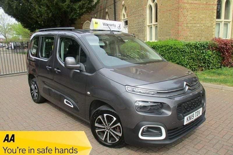 Used Citroën Berlingo Flair 2019 Metallic grey MPV
