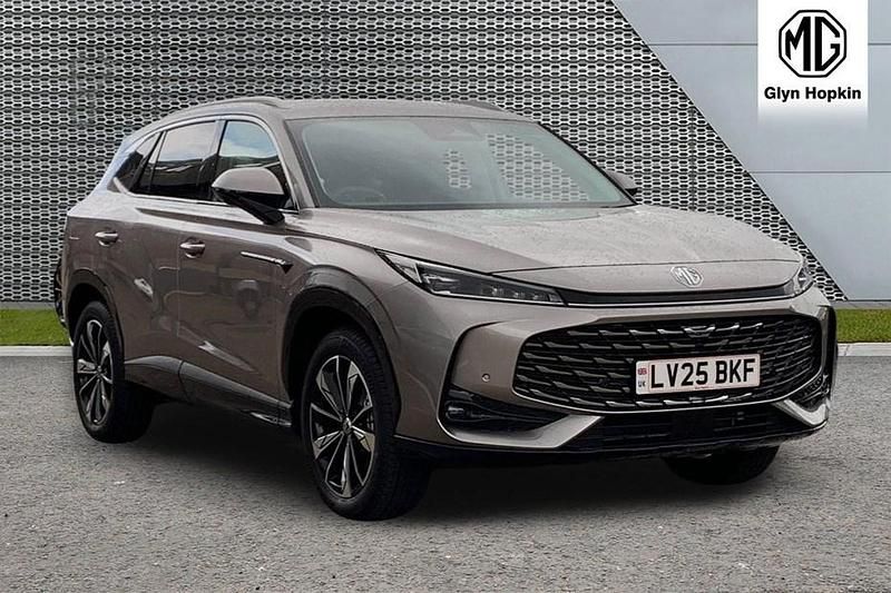 Silver New 2025 MG HS Trophy SUV | £27,719 (Expensive) - Image 1/1