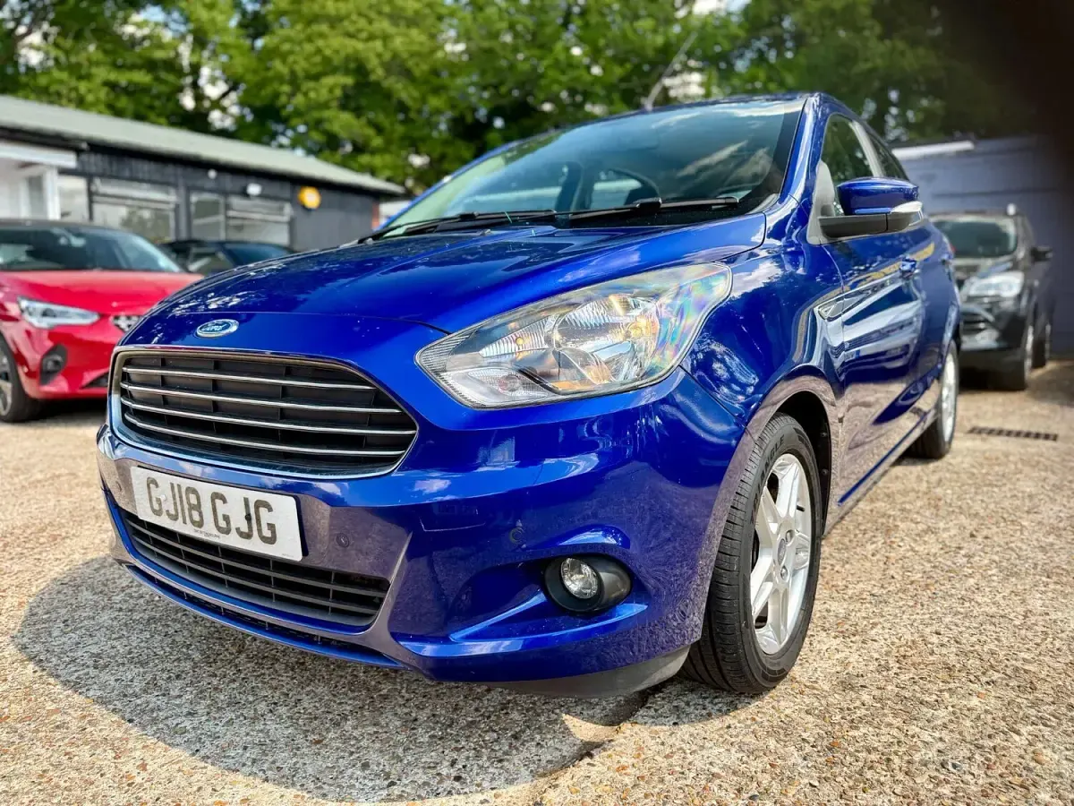 Used Ford Ka Plus Zetec 85 HP (62 kW) 2018 Blue Hatchback