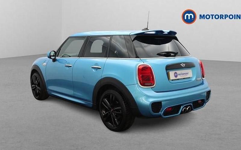 Używany Mini Cooper S Hatch 192 KM (141 kW) 2018 Niebieski Hatchback