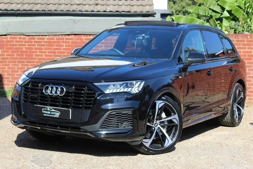 Used Audi Q7 Black Edition 340 HP (250 kW) 2021 Black SUV