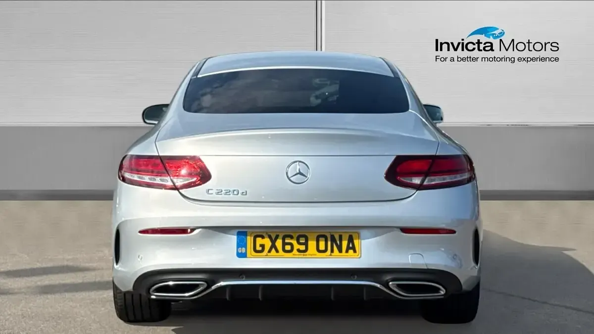 Used Mercedes C220 AMG Line Premium 194 HP (142 kW) 2019 Iridium silver metallic Coupe