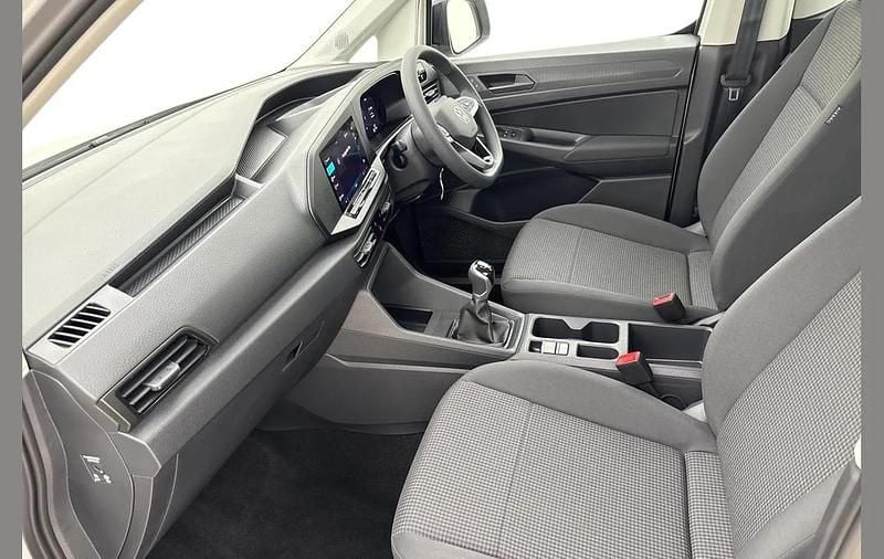 Used VW Caddy 101 HP (74 kW) 2024 White MPV