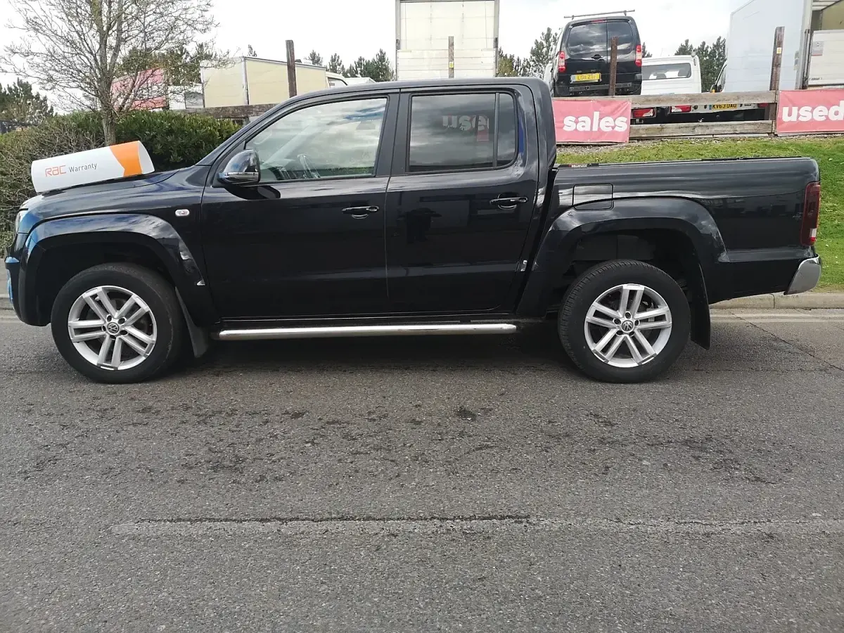Used VW Amarok Highline 2017 Black Pickup