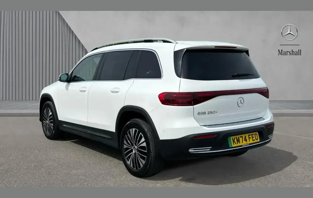 Used Mercedes EQB250+ Executive 139 kW (190 HP) 2024 White SUV