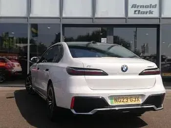 Used BMW i7 M Sport 400 kW (544 HP) 2023 White Sedan