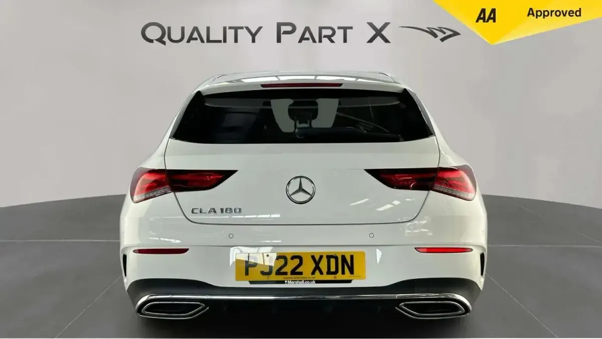Used Mercedes CLA180 Shooting Brake AMG line 136 HP (100 kW) 2022 White Estate
