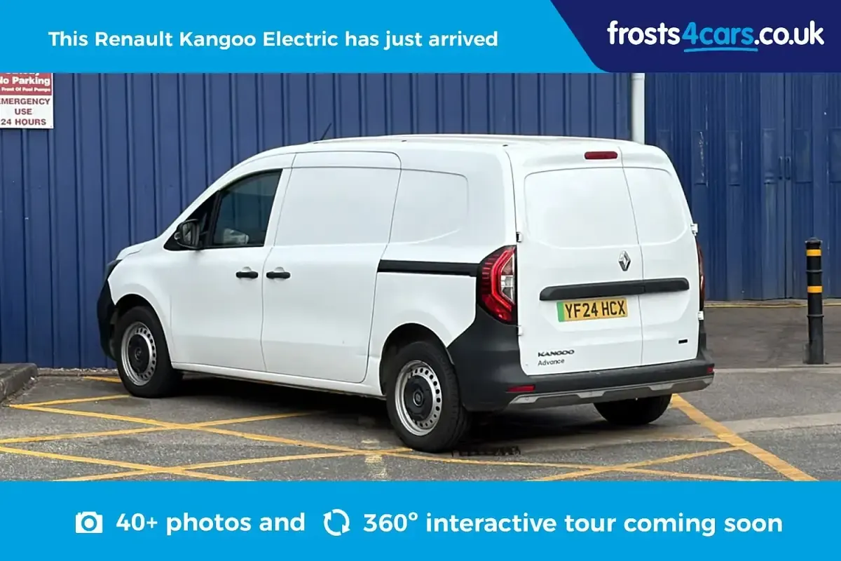 Used Renault Kangoo 89 kW (122 HP) 2024 White MPV