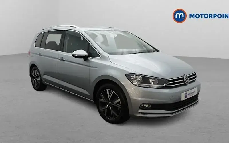 Used VW Touran SEL 150 HP (110 kW) 2025 MPV