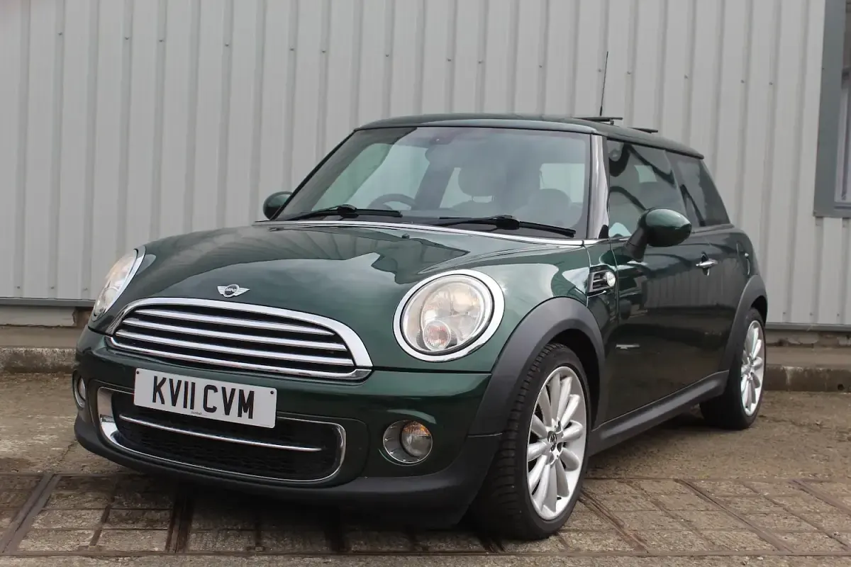 Used Mini Cooper D Hatch 2011 Green Hatchback