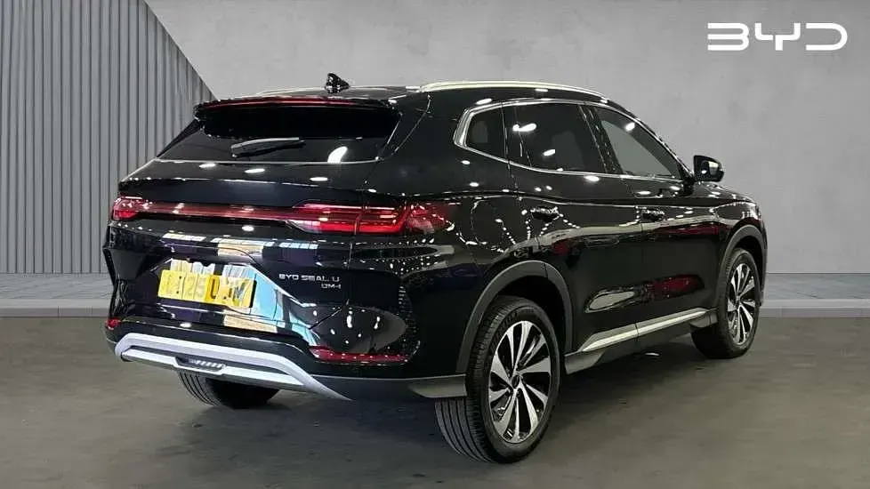 Used BYD Seal U Boost 218 HP (160 kW) 2025 Black SUV