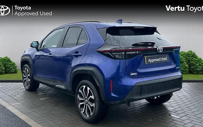 Used Toyota Yaris Hybrid Design 116 HP (85 kW) 2026 Estate