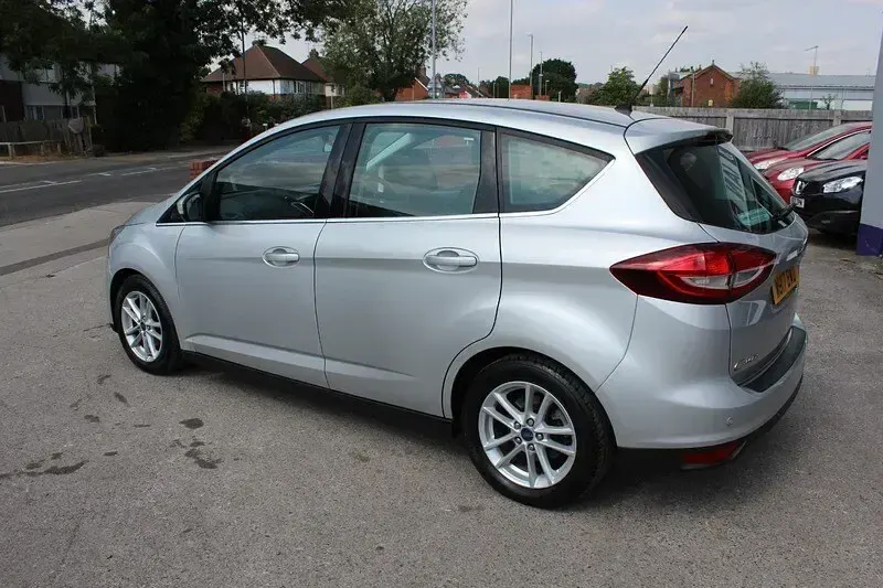 Used Ford C-MAX Zetec 2017 Silver MPV