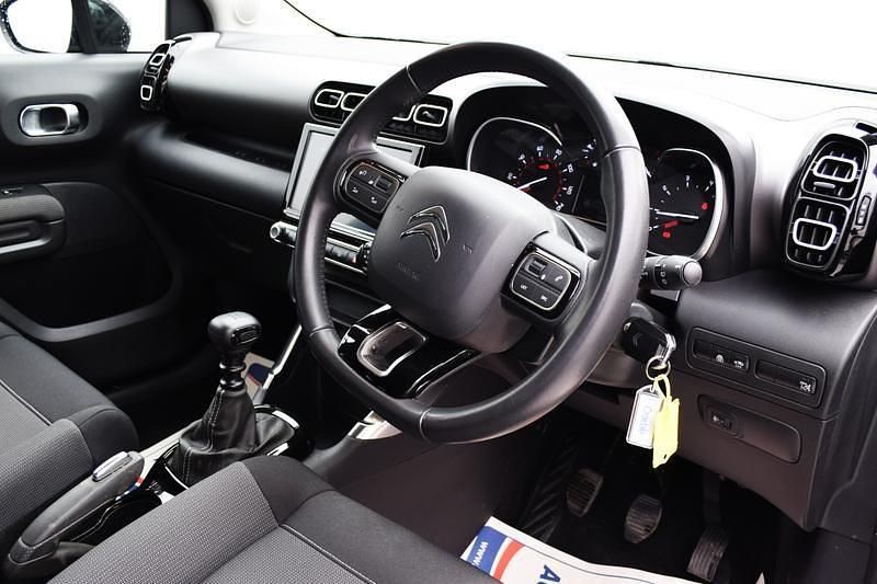 Used Citroën C3 Aircross PureTech 110 HP (80 kW) 2023 Black SUV