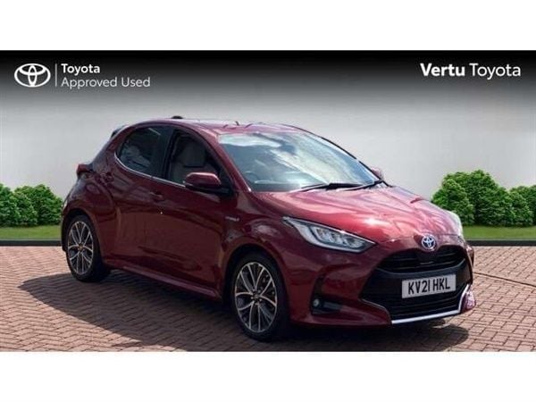 Used 2021 Toyota Yaris Hatchback | £17,837 (A bit pricey) - Image 1/4