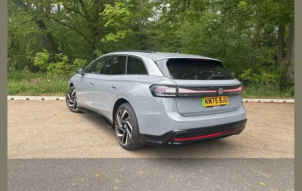 New VW ID.7 Pro 210 kW (286 HP) 2025 Grey Estate