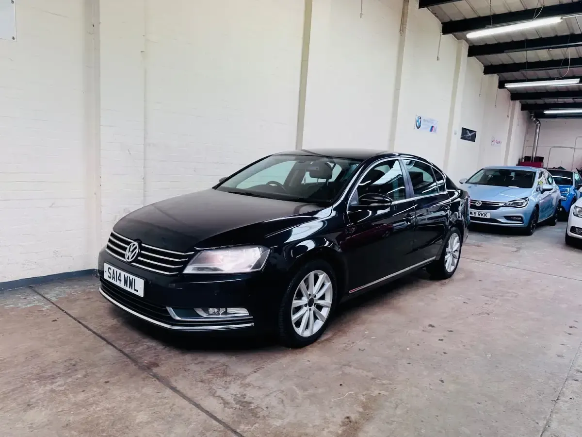 Used VW Passat Executive 2014 Black Sedan