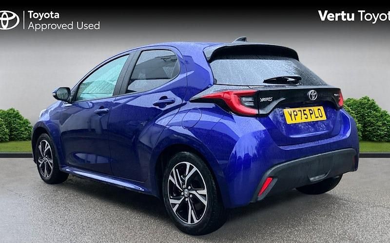 Used Toyota Yaris Hybrid Design 116 HP (85 kW) 2025 Hatchback