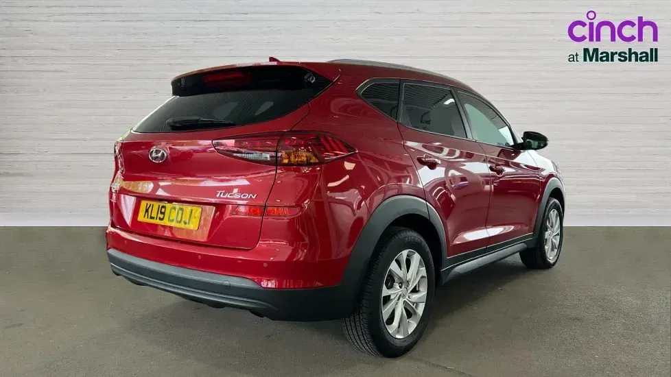 Usado Hyundai Tucson SE 132 HP (97 kW) 2019 Vermelho SUV