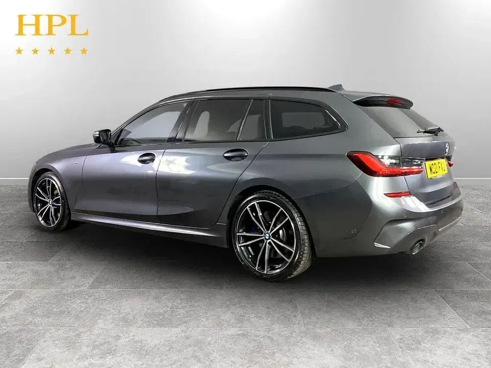 Usado BMW 320 M Sport 190 HP (139 kW) 2021 Cinzento Carrinha