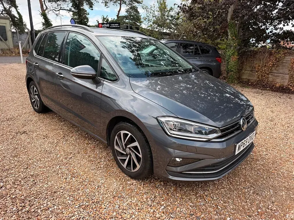 Used VW Golf VII Match 147 HP (108 kW) 2020 Grey MPV
