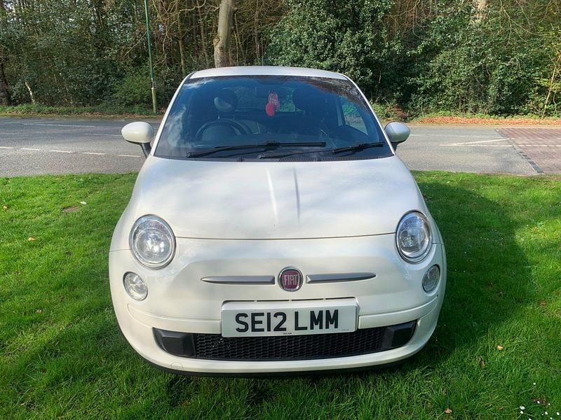 Used Fiat 500 85 HP (62 kW) 2012 White Hatchback